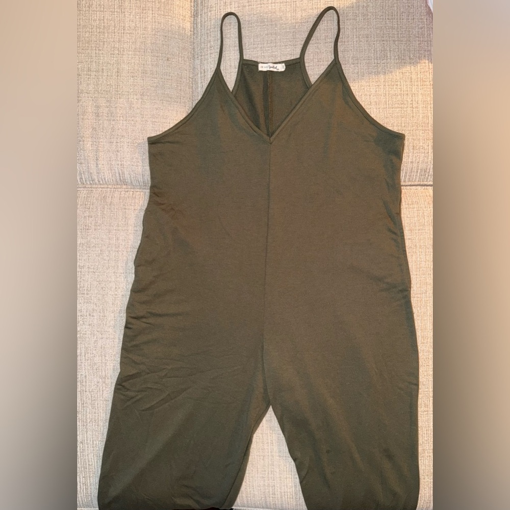 V-Neck Sleeveless Jumpsuit in Olive Green
